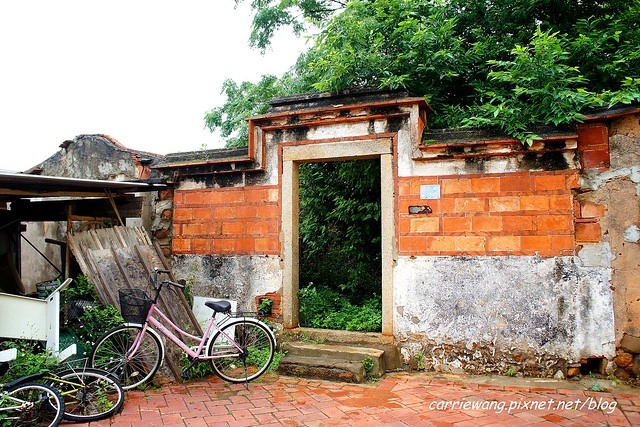 【金門民宿推薦】W系列民宿。走過復古與現代，到金門一定要住三合院閔式建築，體驗傳統古厝懷舊之美 @飛天璇的口袋