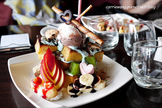 【金門美食推薦】Lin+ Coffee。手作咖啡飄香，還有超吸晴的蜜糖吐司和比利時鬆餅，在金門也可以悠閒地享受下午茶 @飛天璇的口袋