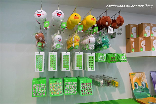 【LINE FRIENDS 互動樂園。台中場】可愛的LINE貼圖從手機躍上實境，台中場於6/21~9/14在大台中國際會展中心展出 @飛天璇的口袋