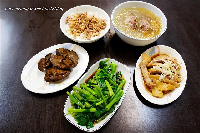 【台中小吃美食】北港王鴨肉飯。經營55個年頭的銅板美食，道地的好味道 @飛天璇的口袋