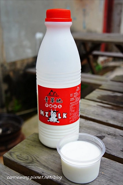 【金門必買伴手禮】金悅坊風伯燒。可愛的風獅爺造型雞蛋糕，內餡濃郁又好吃，還有特製的格格Q餅，是蟲蟲造型的唷！ @飛天璇的口袋