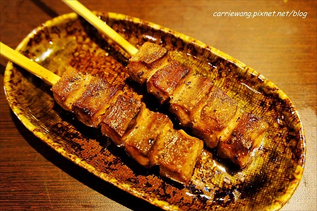 【台中居酒屋推薦】吳留手串燒居酒屋@台中店。日式木屋品嚐美味串燒，下班後就是要小酌一番，位在勤美誠品商圈的深夜食堂 @飛天璇的口袋