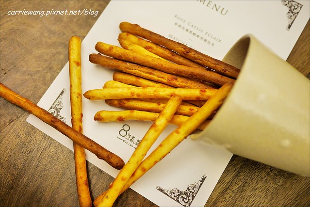 8%ice 甜．鹹點心屋｜日式建築裡賣的是法式甜點，超夯的閃電泡芙來襲 @飛天璇的口袋