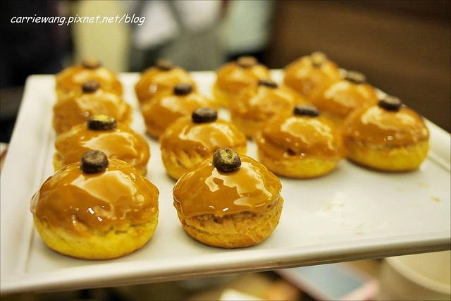 8%ice 甜．鹹點心屋｜日式建築裡賣的是法式甜點，超夯的閃電泡芙來襲 @飛天璇的口袋