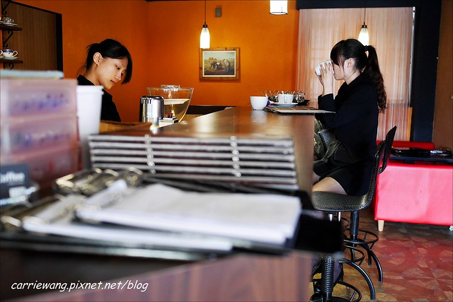 【金門美食推薦】Lin+ Coffee。手作咖啡飄香，還有超吸晴的蜜糖吐司和比利時鬆餅，在金門也可以悠閒地享受下午茶 @飛天璇的口袋