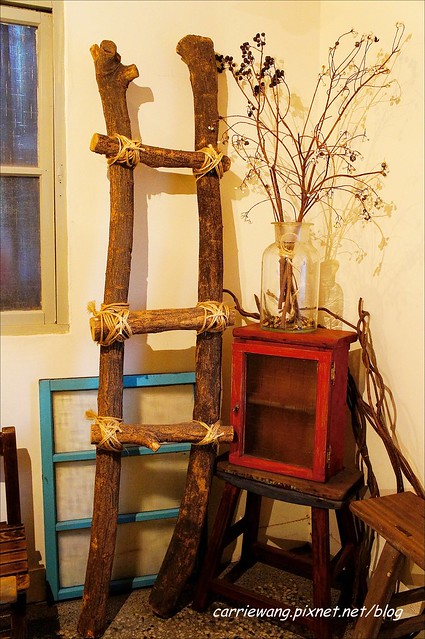 【台中下午茶推薦】5春咖啡。老宅新思維，只賣單品咖啡還有手作甜點，個性老闆傳遞簡單溫度 @飛天璇的口袋