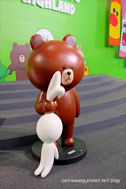 【LINE FRIENDS 互動樂園。台中場】可愛的LINE貼圖從手機躍上實境，台中場於6/21~9/14在大台中國際會展中心展出 @飛天璇的口袋