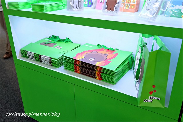 【LINE FRIENDS 互動樂園。台中場】可愛的LINE貼圖從手機躍上實境，台中場於6/21~9/14在大台中國際會展中心展出 @飛天璇的口袋