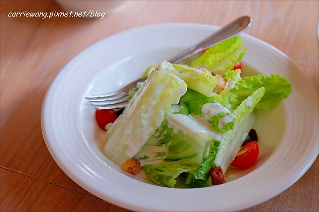貳樓餐廳台中店：餐點份量大選擇性多，還可以把危機化成轉機 @飛天璇的口袋