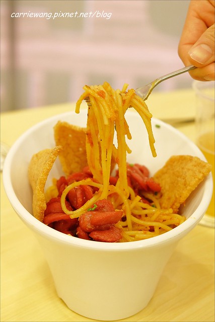 【台中啤酒餐廳】一番搾KIRIN ICHIBAN GARDEN@台中店。 自已動手做two tone，和朋友一起享受歡樂氣氛 @飛天璇的口袋