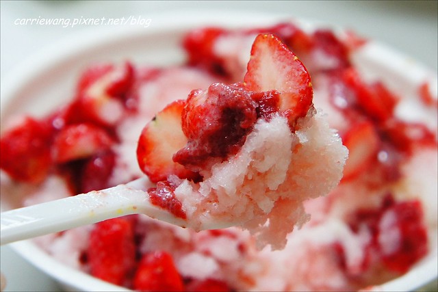 台中西區｜美村點頭冰．盛夏就是要吃冰，吃了會一直點頭的點頭冰 @飛天璇的口袋