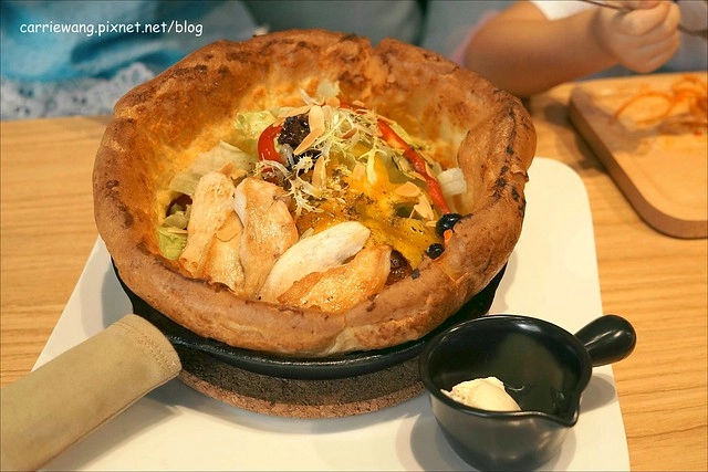 【台中輕食餐廳】喬茵是媽媽．Joyce Mom。空間悠閒舒適，fusion創意料理，以麵包為主食 @飛天璇的口袋