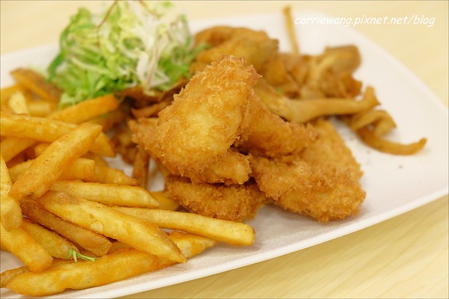 【台中啤酒餐廳】一番搾KIRIN ICHIBAN GARDEN@台中店。 自已動手做two tone，和朋友一起享受歡樂氣氛 @飛天璇的口袋