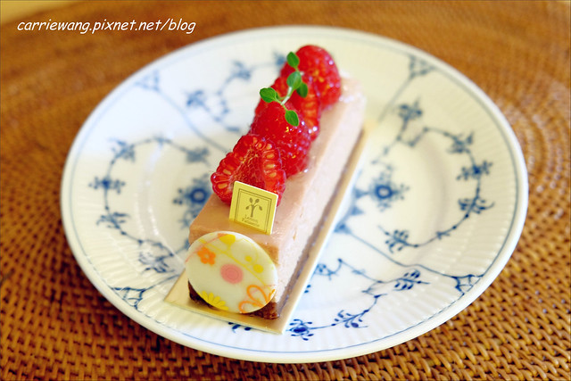 【台中蛋糕甜點】檸檬洋菓子．Lemon Patisserie。隱身在巷弄間的法式甜點店，甜點可愛又好吃，價格也很有誠意 @飛天璇的口袋