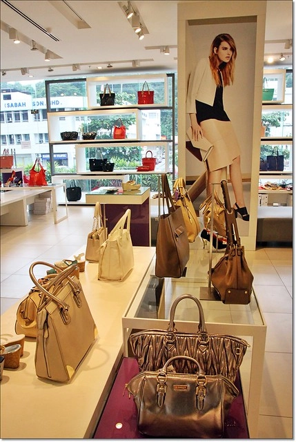 馬來西亞沙巴｜暢遊沙巴！馬來西亞必買伴手禮推薦，鞋子、美妝、咖啡、芒果糖 @飛天璇的口袋