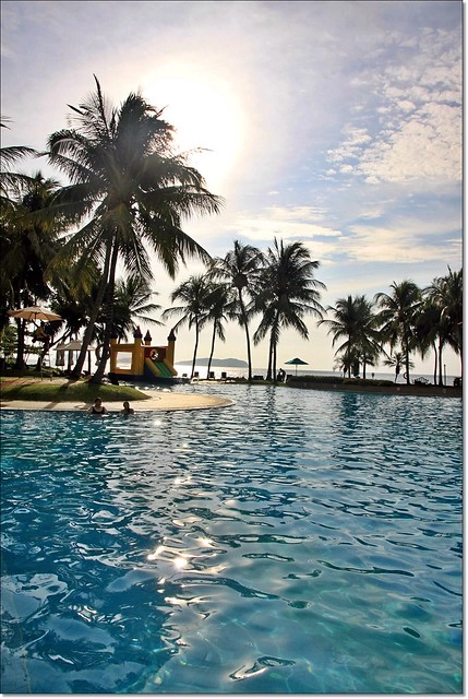 【馬來西亞沙巴】太平洋飯店 The Pacific Sutera Hotel~住宿房間+早餐分享+出海賞海景夕陽。臨緊Sutera港灣，沙巴住宿推薦 @飛天璇的口袋