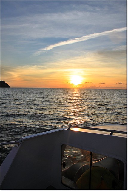 【馬來西亞沙巴】太平洋飯店 The Pacific Sutera Hotel~住宿房間+早餐分享+出海賞海景夕陽。臨緊Sutera港灣，沙巴住宿推薦 @飛天璇的口袋