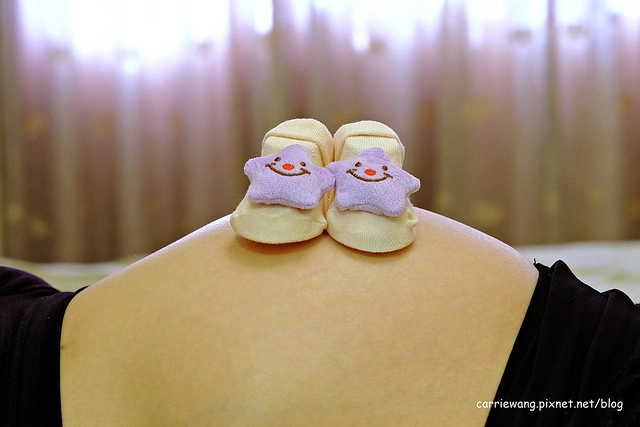 【懷孕日記．妊娠紋霜推薦】媽咪莉娜．Maternea 。無痕美體霜+彈力潤膚油+涼感舒緩美腿膠 懷孕期間避免妊娠紋霜的產生，妊娠紋霜產品體驗推薦分享 @飛天璇的口袋