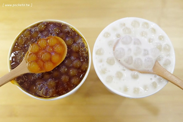 葵米公益No.9店┃台中飲料推薦：清新帶有文青風格的手搖飲料店，招牌焦糖珍珠、白玉珍珠深受喜愛，嚴選茶葉堅持使用鮮奶，讓飲料也可以喝的很安心 @飛天璇的口袋