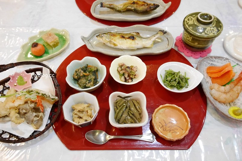 日本秋田｜森吉山阿仁滑雪場．一年四季有不同的美景，秋天楓紅盛況和交通方式 @飛天璇的口袋