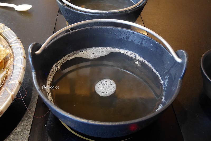 築間精緻鍋物．北屯旗艦店┃台中北屯：全台中最大的旗艦店，環境寬敞大器，整體服務不錯 @飛天璇的口袋