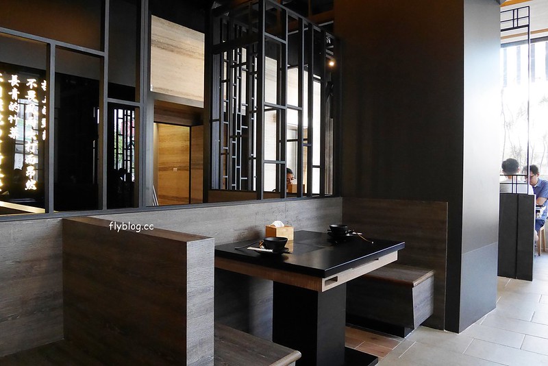 築間精緻鍋物．北屯旗艦店┃台中北屯：全台中最大的旗艦店，環境寬敞大器，整體服務不錯 @飛天璇的口袋