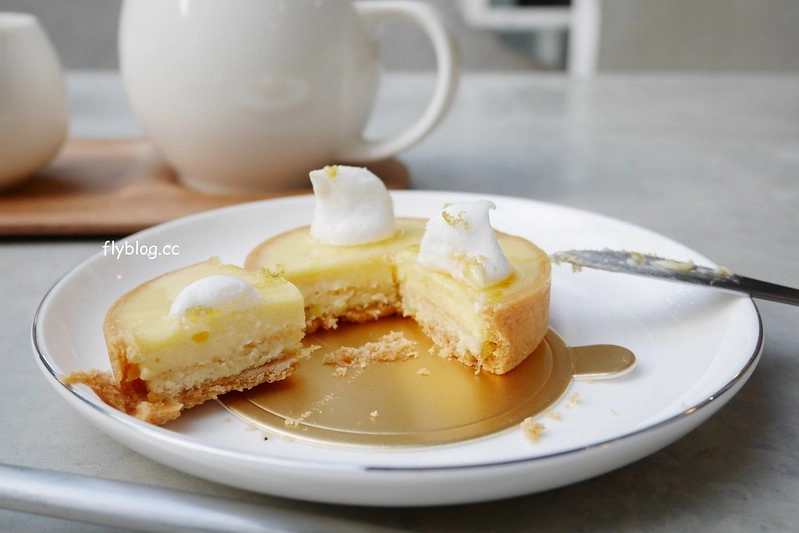台中西區｜蜜柑法式甜點麵包．老宅改建法式麵包甜點店，模範街鄰近草悟道商圈 @飛天璇的口袋