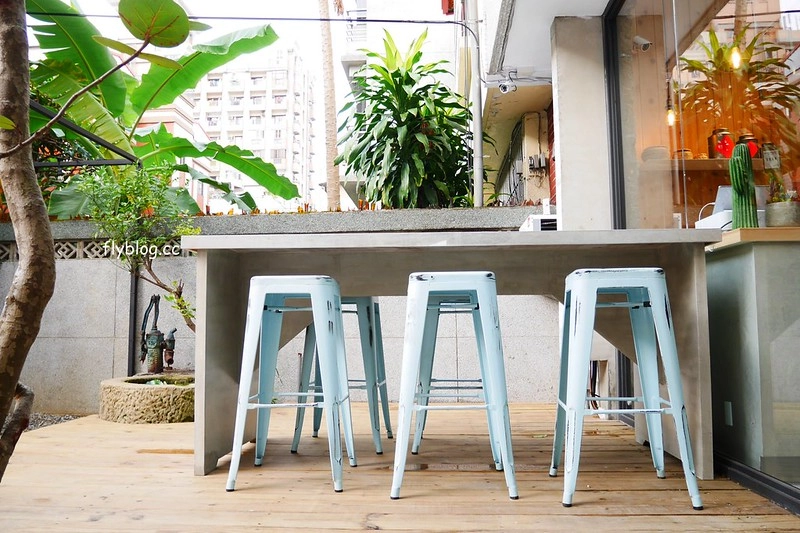 台中西區｜蜜柑法式甜點麵包．老宅改建法式麵包甜點店，模範街鄰近草悟道商圈 @飛天璇的口袋