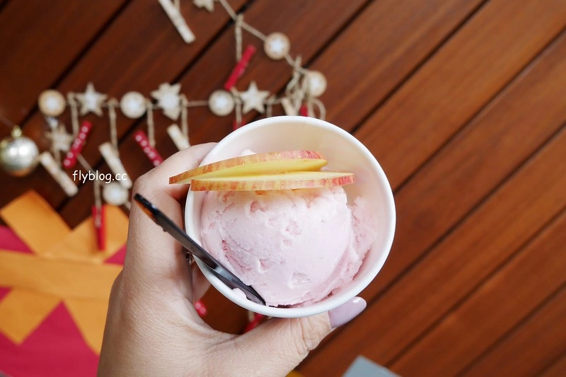 台中吳寶春麵包｜世界冠軍麵包台中也吃的到，推薦台中限定和鹽味可頌，還有冰淇淋也很好吃 @飛天璇的口袋