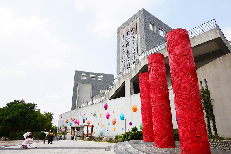 傘亮花博.閃耀台中┃台中太平：台中屯區藝文中心~台IG打卡網美拍照新景點，即日起~12/7展出 @飛天璇的口袋