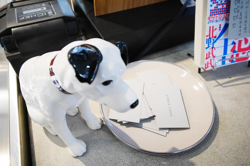 台中中區｜Fleet Street 艦隊街咖啡，點咖啡送一份早餐，每天早上10點前，免費插頭Wifi無限使用 @飛天璇的口袋