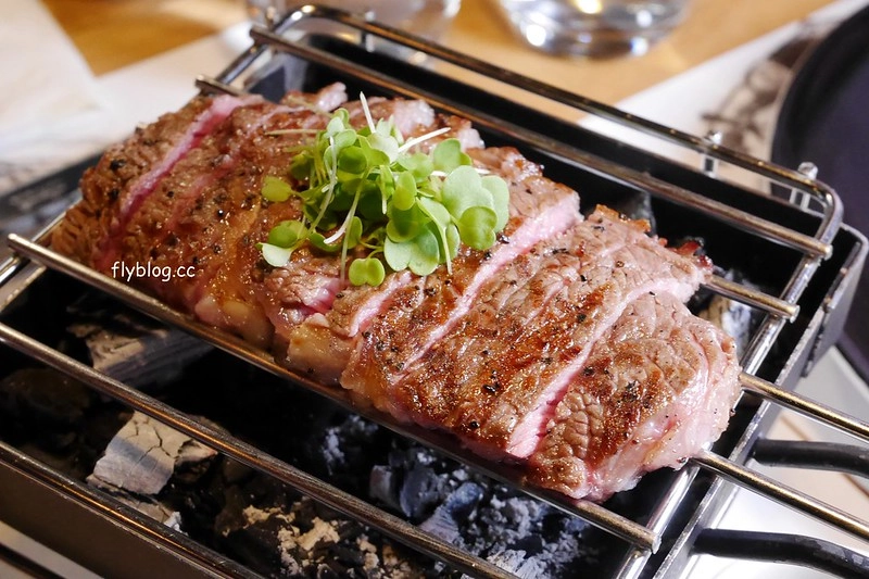 台中西區｜荳牛柴燒牛排．台中首見西班牙柴燒料理，主廚師承鹽之華餐廳 @飛天璇的口袋