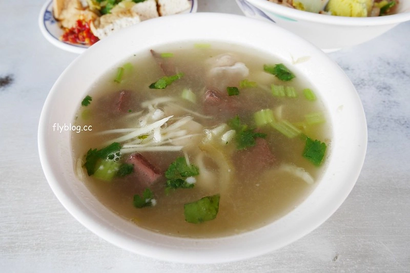 台中西屯｜盛香味擔仔麵．青海路惠來市場裡面，低調不顯眼卻每天大排長龍 @飛天璇的口袋