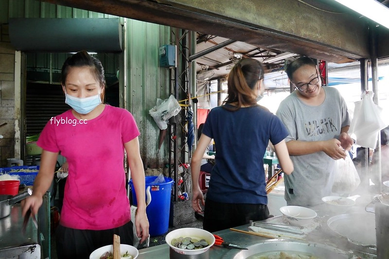 台中西屯｜盛香味擔仔麵．青海路惠來市場裡面，低調不顯眼卻每天大排長龍 @飛天璇的口袋