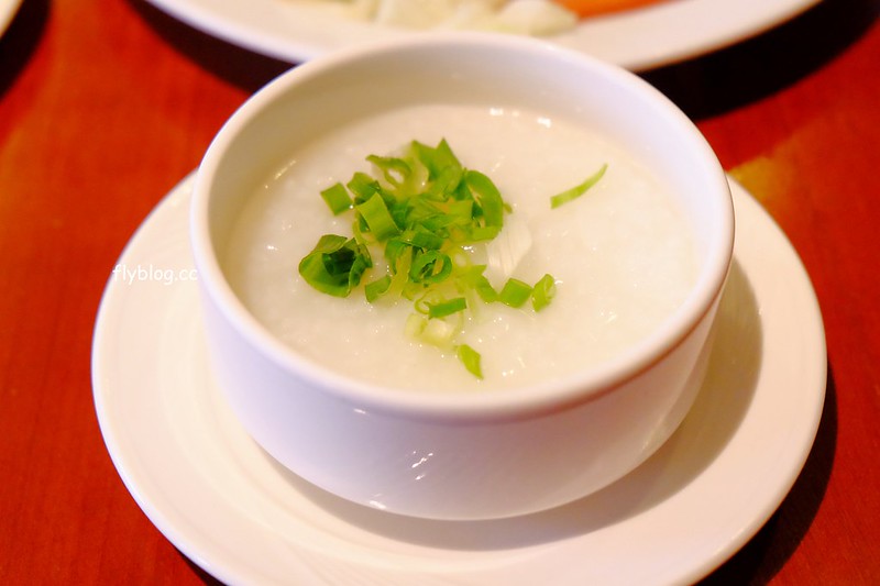 【高雄前金】漢來大飯店：高雄五星級商務飯店，隔壁就是漢神百貨，吃喝玩樂都很方便 @飛天璇的口袋