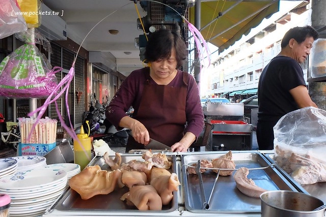 彰化田中｜炎獅切仔麵．傳承第二代50年的美味，精燉四個小時燉煮的豬骨湯 @飛天璇的口袋