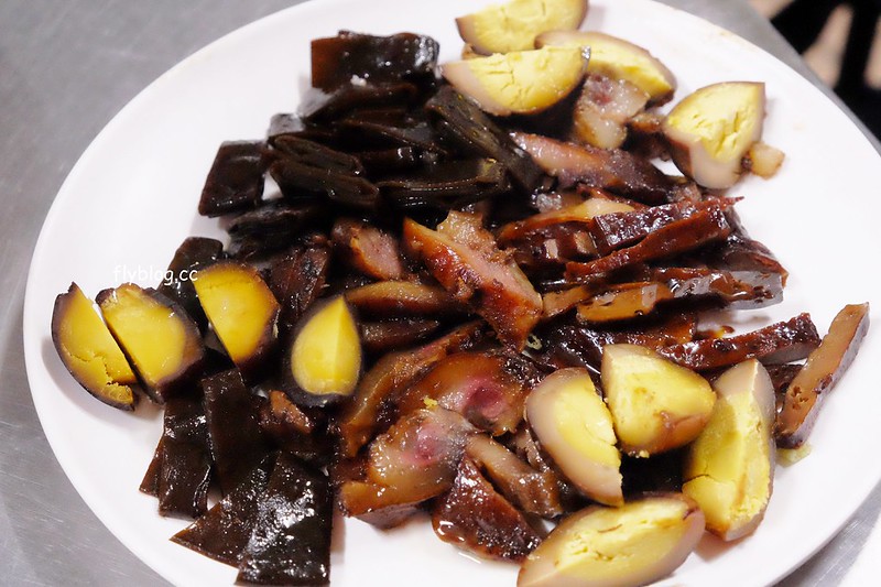 嘉義西區｜延平街麻油雞(原文化路麻油雞)．一碗古早味麻油雞，吃的是濃濃的台灣味 @飛天璇的口袋