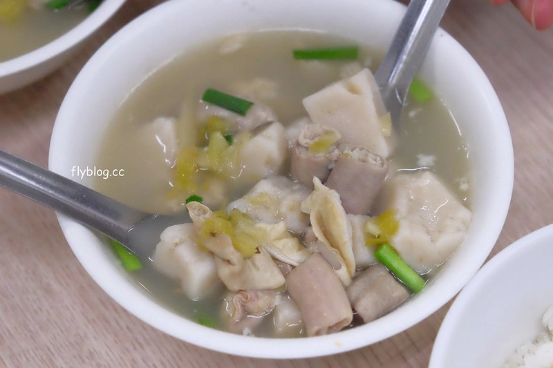 嘉義東區｜郭家雞肉飯．文化路夜市人氣火雞肉飯，大家推薦招牌粿仔湯必吃 @飛天璇的口袋