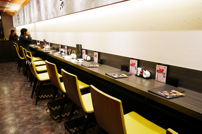 日本愛知｜まるや本店(JR名古屋駅店)．名古屋鰻魚飯三吃，雖然價格不便宜但是真的好吃 @飛天璇的口袋