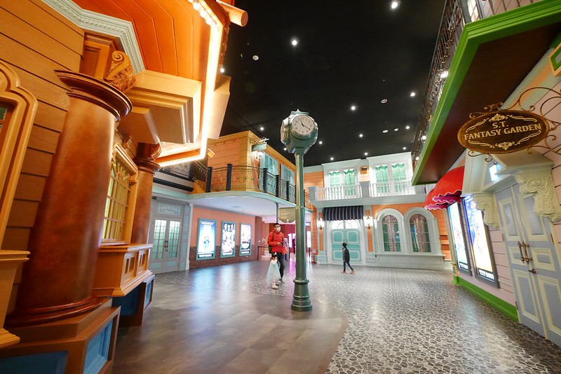 迪士尼皮克斯動畫廳┃台中東區：全台首座迪士尼皮克斯動畫廳，台中秀泰生活S2館4F全新開幕，大人小孩都可以身歷其境 @飛天璇的口袋