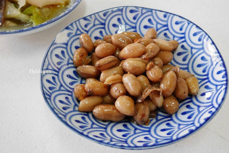 林森路古早味芋頭米粉｜林森路超好吃的芋頭米粉湯，更推薦滷味好吃必點 @飛天璇的口袋