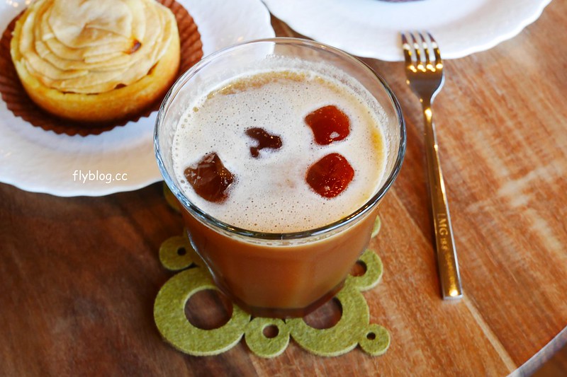 舞森咖啡┃台中北屯：溫馨有質感的咖啡館，甜點表現也不錯，可以使用插座和wifi，大坑地區下午茶推薦 @飛天璇的口袋