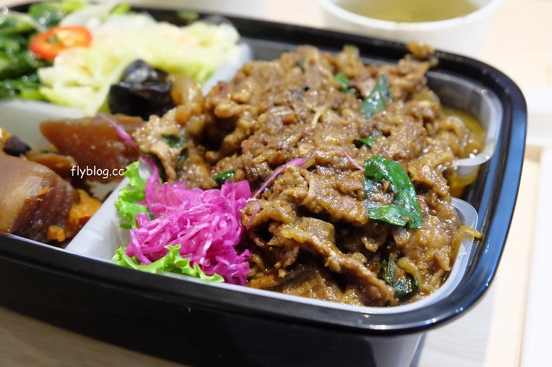 小杏韻輕食便當｜用心又有質感的便當店，內用外帶都很適合，還有提供滿額外送和會議便當供應 @飛天璇的口袋