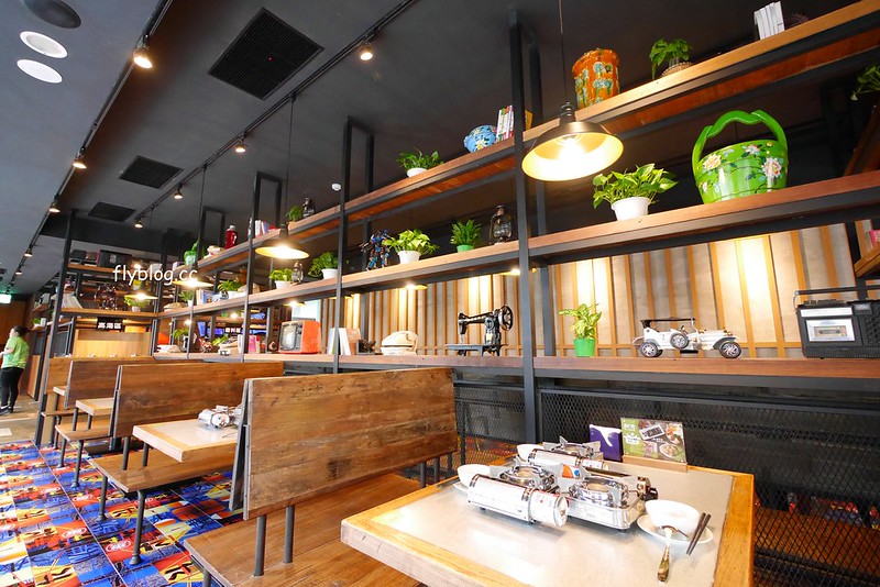 初念火鍋┃台中南屯：宛如咖啡館的漂亮火鍋店，使用天然健康的食材，湯頭有7種不同選擇，推薦手工麵紮實有Q勁 @飛天璇的口袋