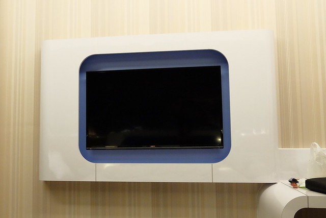 頭等艙飯店．Airline Inn┃台中住宿推薦：台中綠園道以機艙為主題的時尚飯店，鄰近廣三SOGO百貨與勤美綠園道，環境乾淨舒服CP值高，逛街購物都方便 @飛天璇的口袋