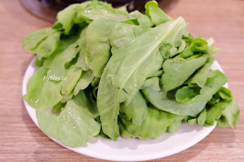 牛老大涮牛肉火鍋｜高雄在地20年的老店，使用台灣現宰溫體牛，食材新鮮就是好吃 @飛天璇的口袋