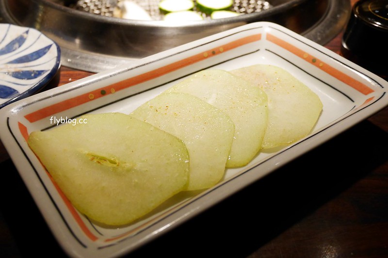 脂板前炭火燒肉｜台中米其林餐盤推薦台中燒肉，濃濃日式氛圍的燒肉店 @飛天璇的口袋