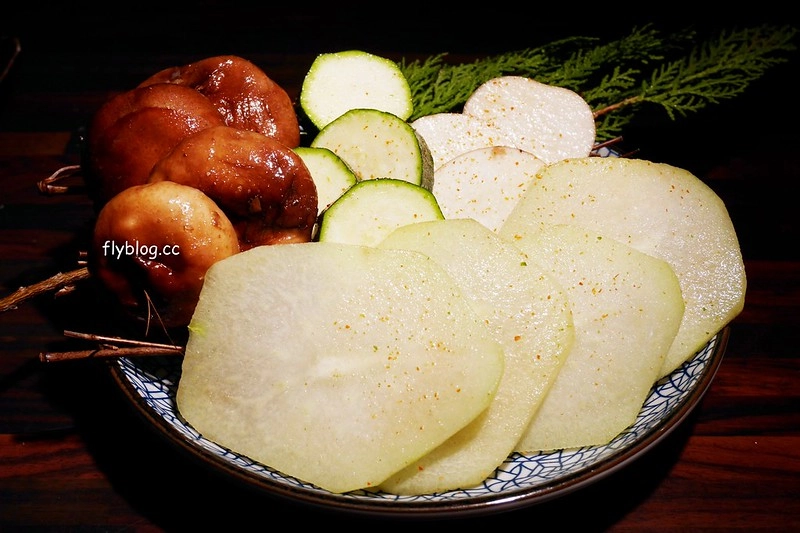 脂板前炭火燒肉｜台中米其林餐盤推薦台中燒肉，濃濃日式氛圍的燒肉店 @飛天璇的口袋