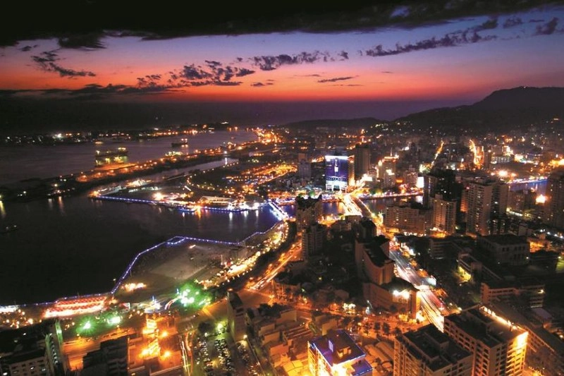 【高雄前金】漢來大飯店：高雄五星級商務飯店，隔壁就是漢神百貨，吃喝玩樂都很方便 @飛天璇的口袋