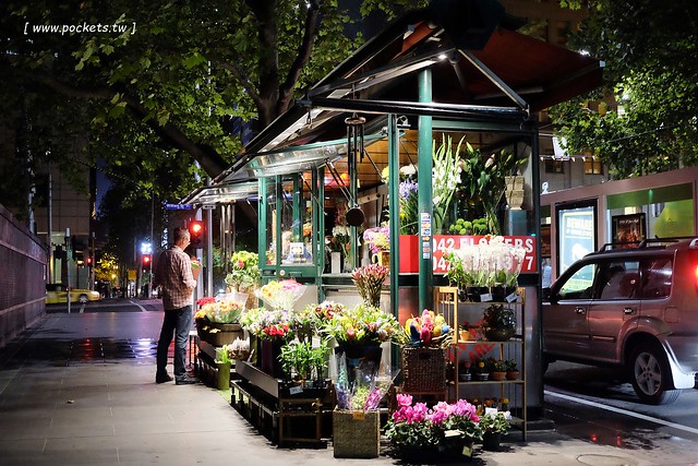 澳洲墨爾本｜Mornington Peninsula 摩寧頓半島一日遊，海邊彩虹小屋、摩寧頓半島戶外溫泉、Sorrento海濱小鎮午餐、Montalto酒莊品酒、古典歐洲風格迷宮花園 @飛天璇的口袋